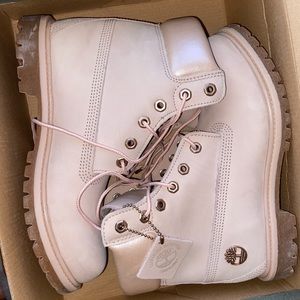 Women’s Size 8.5 Pink Waterproof Timberland Boots